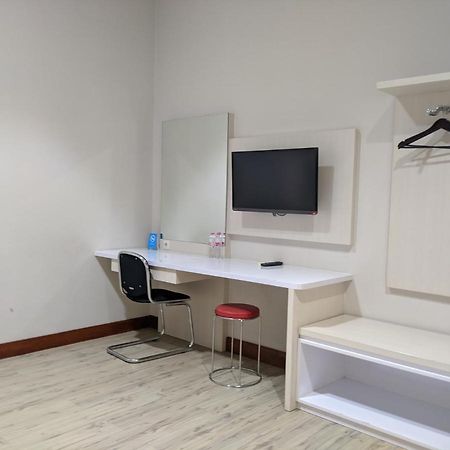 Twin Star Hotel Solo Екстериор снимка