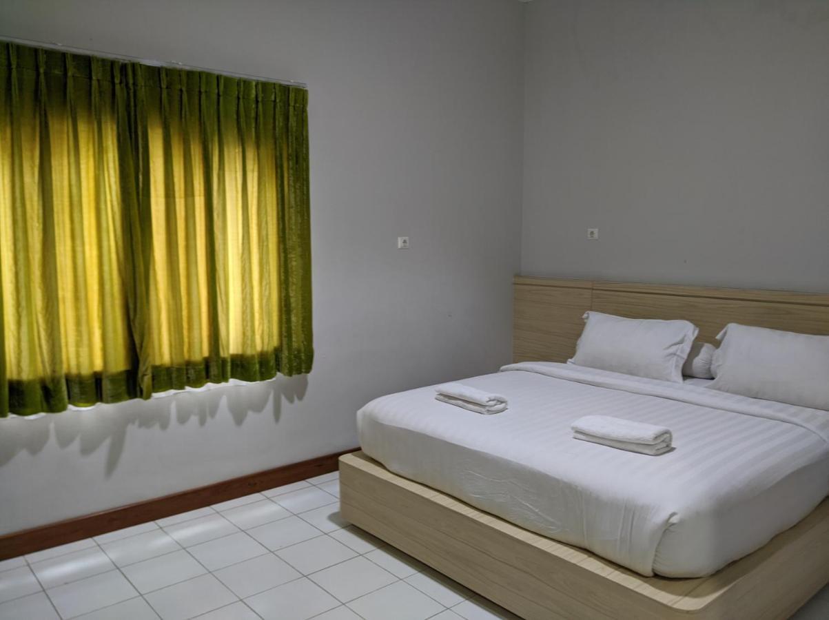 Twin Star Hotel Solo Екстериор снимка