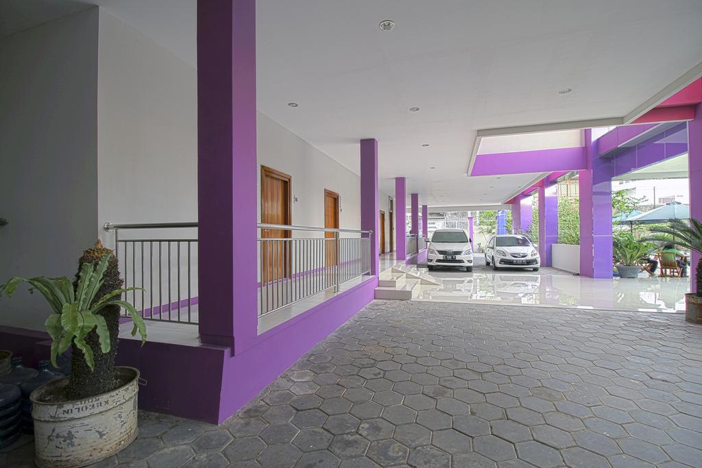 Twin Star Hotel Solo Екстериор снимка